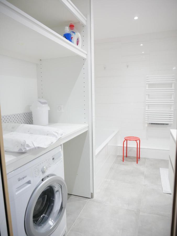 Superbe Appartement En Centre Ville Avec Terrasse Thonon-les-Bains Bagian luar foto